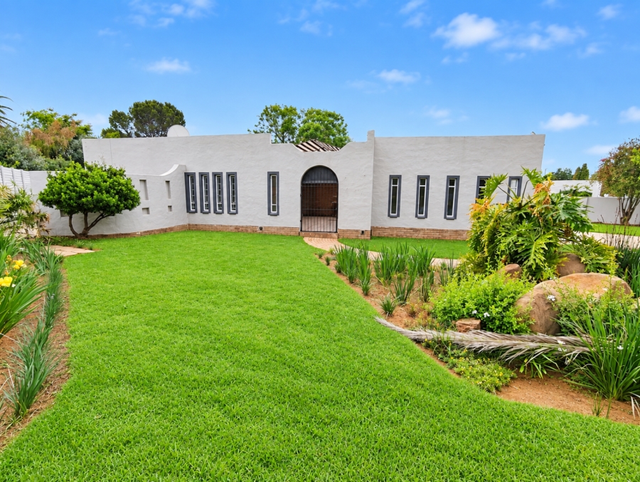 5 Bedroom Property for Sale in Meyerhof Free State